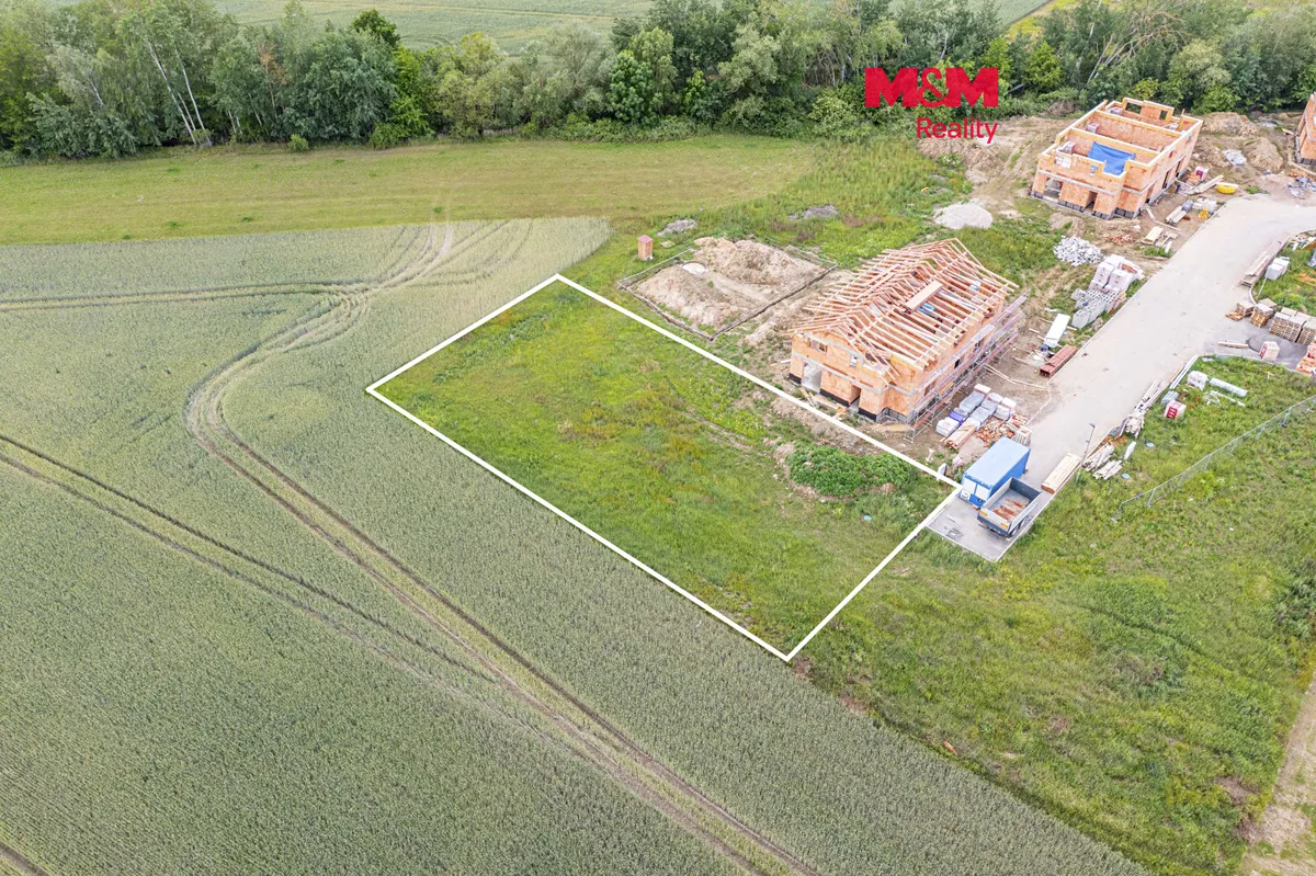 Prodej stavebního pozemku 1015 m²